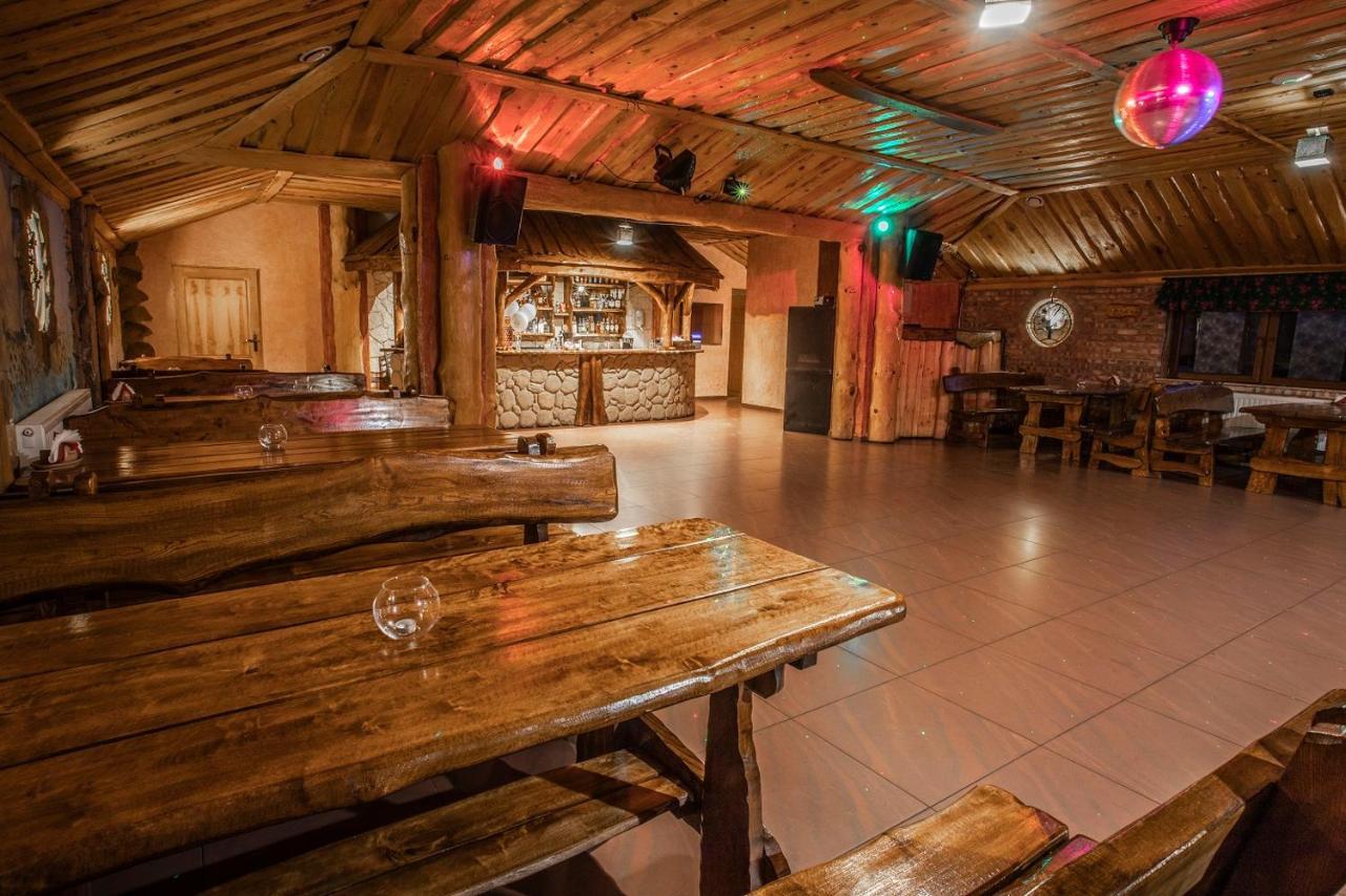 Zajazd Chata Staropolska Mszana エクステリア 写真